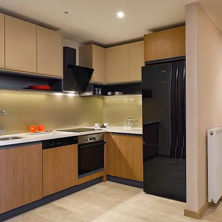 Hotel de apartamente Westside Residences By Rotana 4*