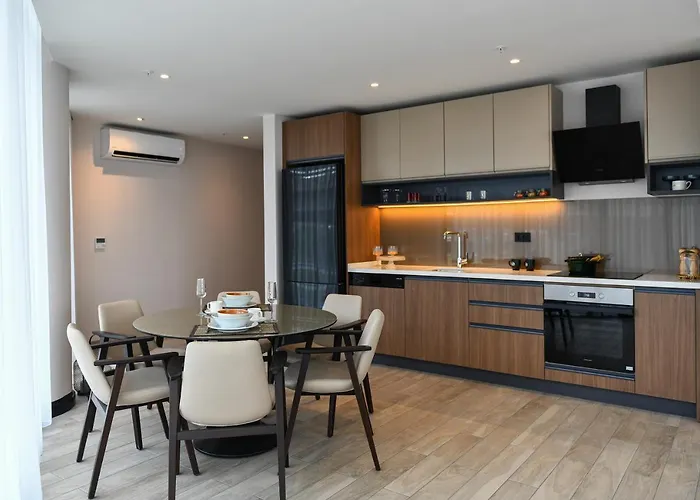 Westside Residences By Rotana מלון דירות