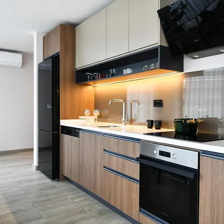 Apart Otel Westside Residences By Rotana 4*